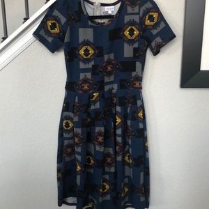 ☀️Pick 1 for $8 or 2 for $13 
Aztec LuLaRoe Amelia dress
